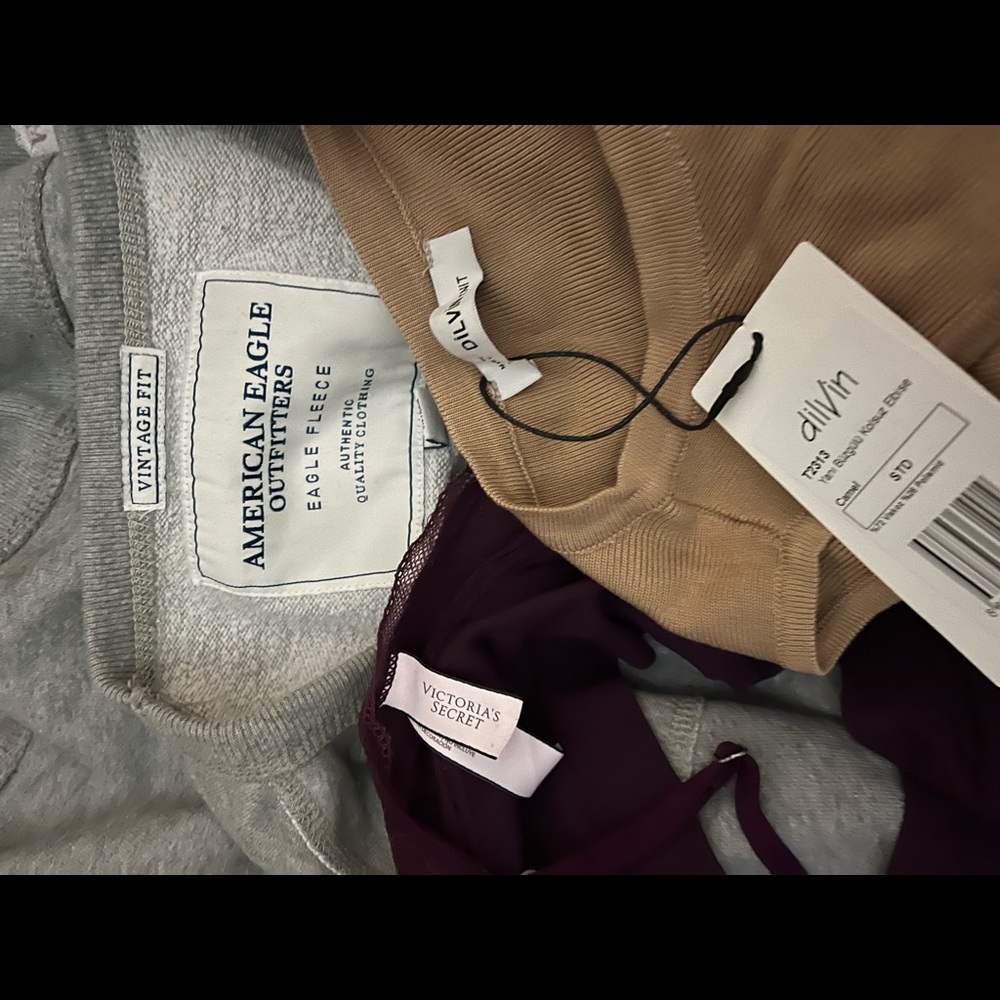 20 Piece - Bread & Butter Reseller Mystery Box - Picture 2 of 4